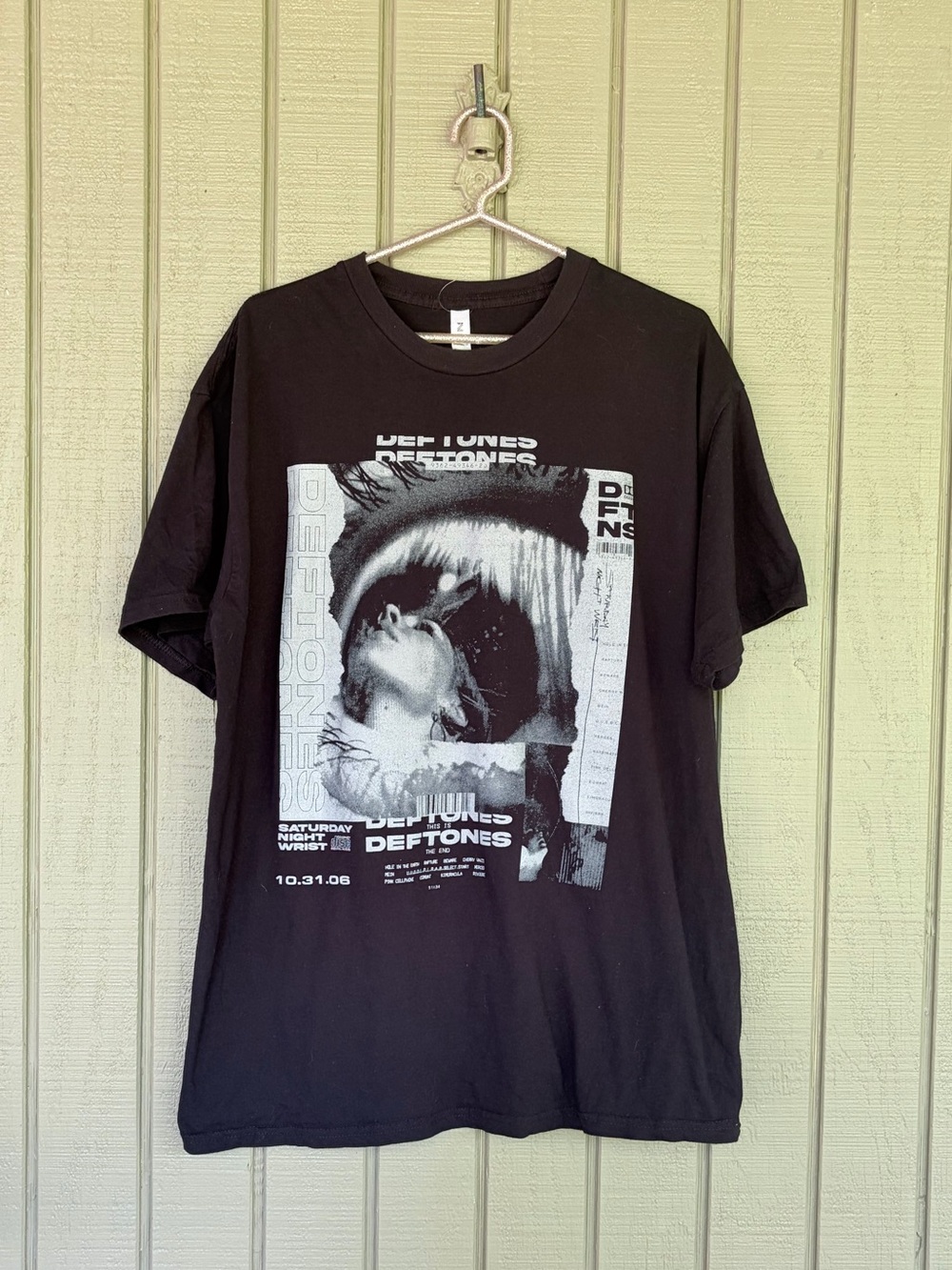 Deftones Saturday Night Wrist Album Graphic T-Shirt Black Band Tee XL